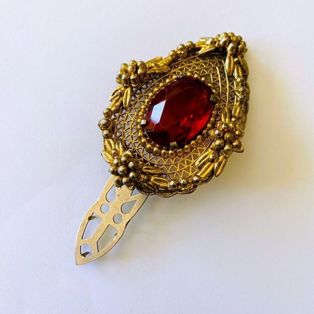 Vintage Raspberry Glass Dress Clip Brooch Gold Filigree Dress Clip Art Deco - Picture 5 of 10